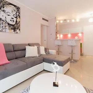 Appartement Magnifique 2 Pièces Palm Beach Bord Mer, Cannes